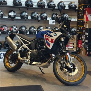 BMW F900 GS
